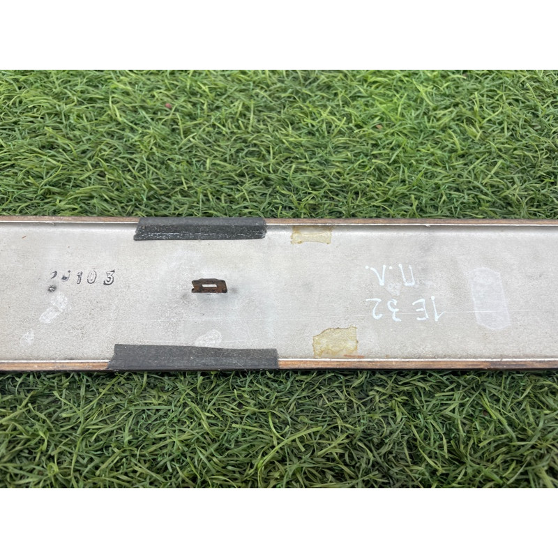 Декоративная накладка карты двери (салон) BMW 7-series E32 1990 M70b50 51418111189