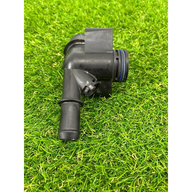 Фланец системы охлаждения (система охлаждения) FORD ESCAPE MK4 2020 1.5 GN1Z8K556C