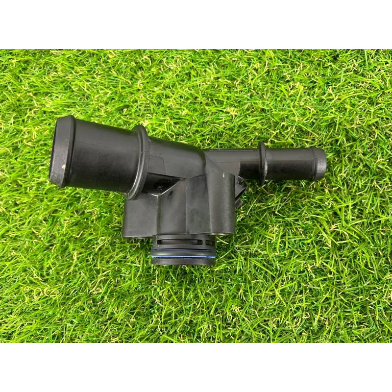 Фланец системы охлаждения (система охлаждения) FORD ESCAPE MK4 2020 1.5 GN1Z8K556C