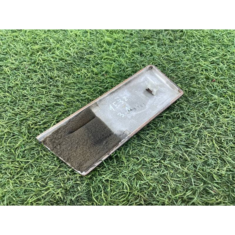 Декоративная накладка карты двери (салон) BMW 7-series E32 1990 M70b50 51418111193