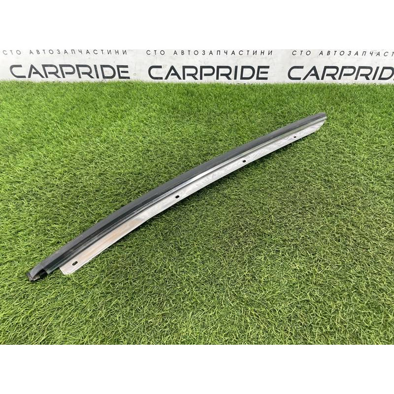 Молдинг лобового стекла (кузов и элементы) Nissan Almera B10 2008 1,6 QG16 7276295F0A