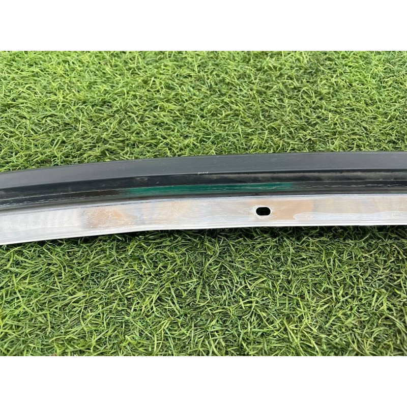 Молдинг лобового стекла (кузов и элементы) Nissan Almera B10 2008 1,6 QG16 7276295F0A