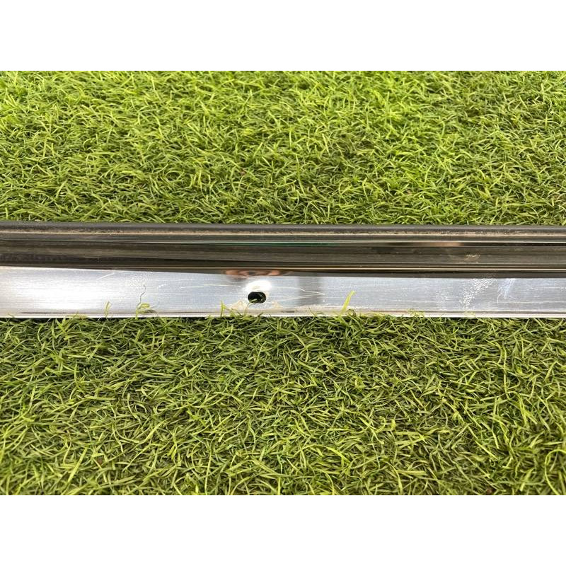 Молдинг лобового стекла (кузов и элементы) Nissan Almera B10 2008 1,6 QG16 7276295F0A