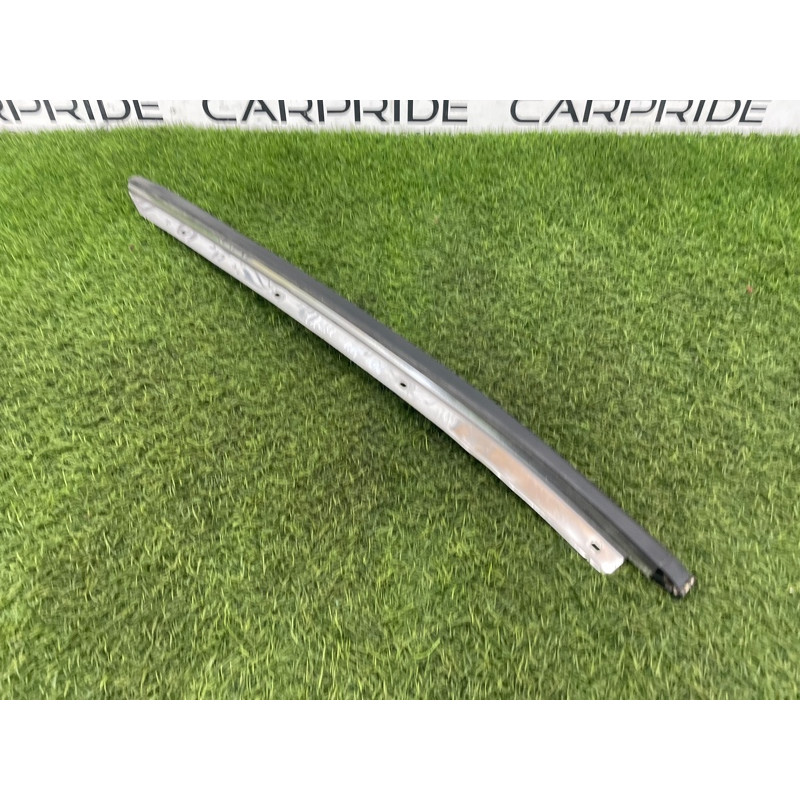 Молдинг лобового стекла (кузов и элементы) Nissan Almera B10 2008 1,6 QG16 7681195F0A