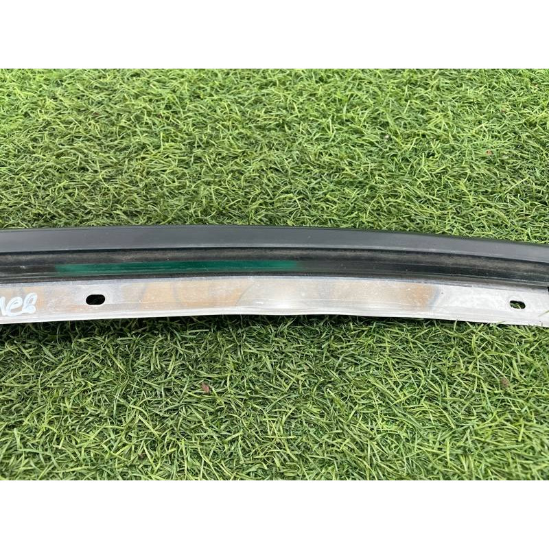 Молдинг лобового стекла (кузов и элементы) Nissan Almera B10 2008 1,6 QG16 7681195F0A