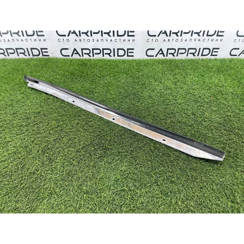 Молдинг лобового стекла (кузов и элементы) Nissan Almera B10 2008 1,6 QG16 7681195F0A