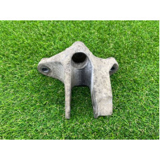 Кронштейн подушки двигателя