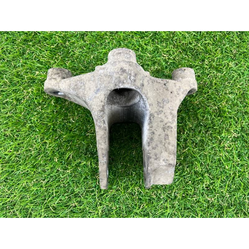 Кронштейн подушки двигателя (кронштейны двигателя) Renault Scenic III 2011 1.6 R9M 113327867R