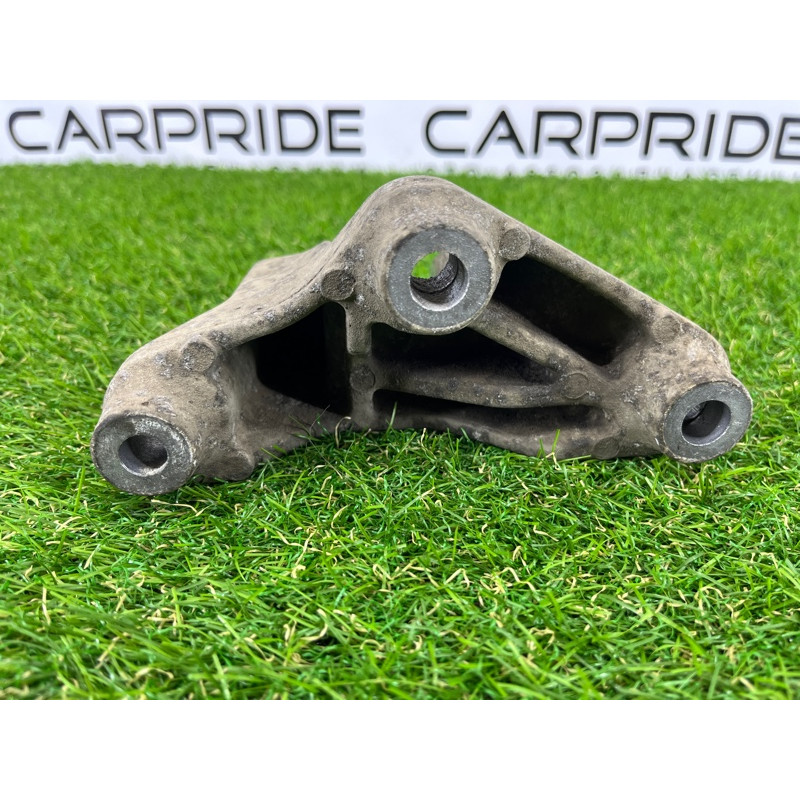 Кронштейн подушки двигателя (кронштейны двигателя) Renault Scenic III 2011 1.6 R9M 113327867R