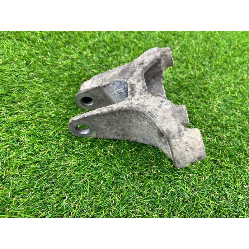 Кронштейн подушки двигателя (кронштейны двигателя) Renault Scenic III 2011 1.6 R9M 113327867R