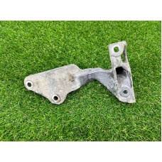 Кронштейн клапана EGR