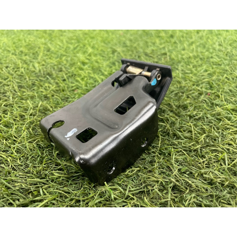 Ручка открывания капота (салон) Nissan Almera B10 2008 1,6 QG16 6562095F0A