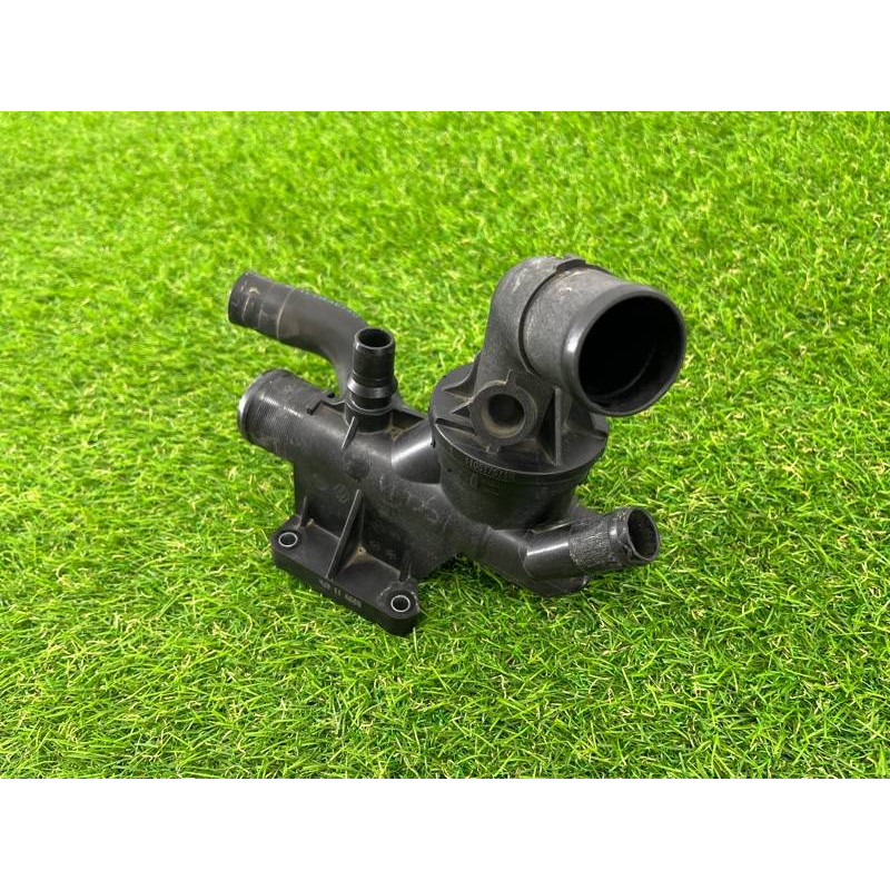 Корпус термостата (система охлаждения) Renault Scenic III 2011 1.6 R9M 110617671R