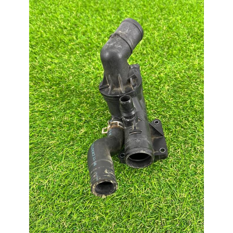 Корпус термостата (система охлаждения) Renault Scenic III 2011 1.6 R9M 110617671R