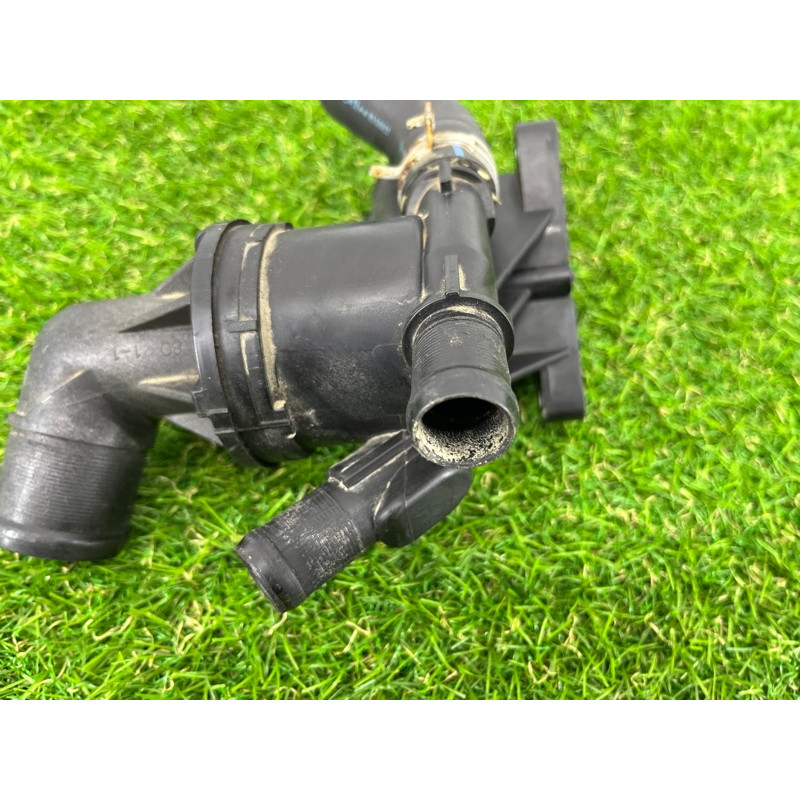 Корпус термостата (система охлаждения) Renault Scenic III 2011 1.6 R9M 110617671R