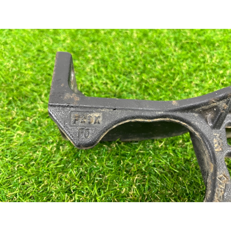 Кронштейн сажевого фильтра (кронштейны двигателя) Renault Scenic III 2011 1.6 R9M 208177854R