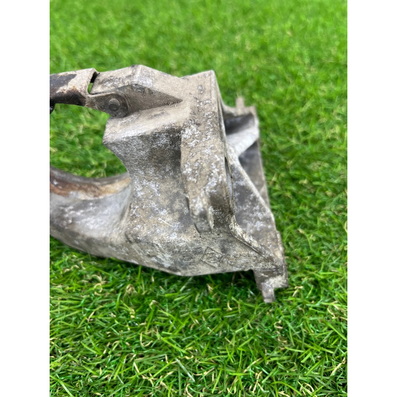 Кронштейн подвесного подшипника (трансмиссия) Renault Scenic III 2011 1.6 R9M 397747256R