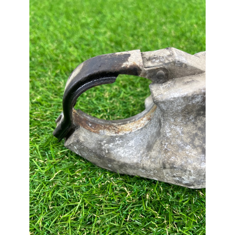 Кронштейн подвесного подшипника (трансмиссия) Renault Scenic III 2011 1.6 R9M 397747256R