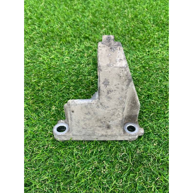 Кронштейн подвесного подшипника (трансмиссия) Renault Scenic III 2011 1.6 R9M 397747256R