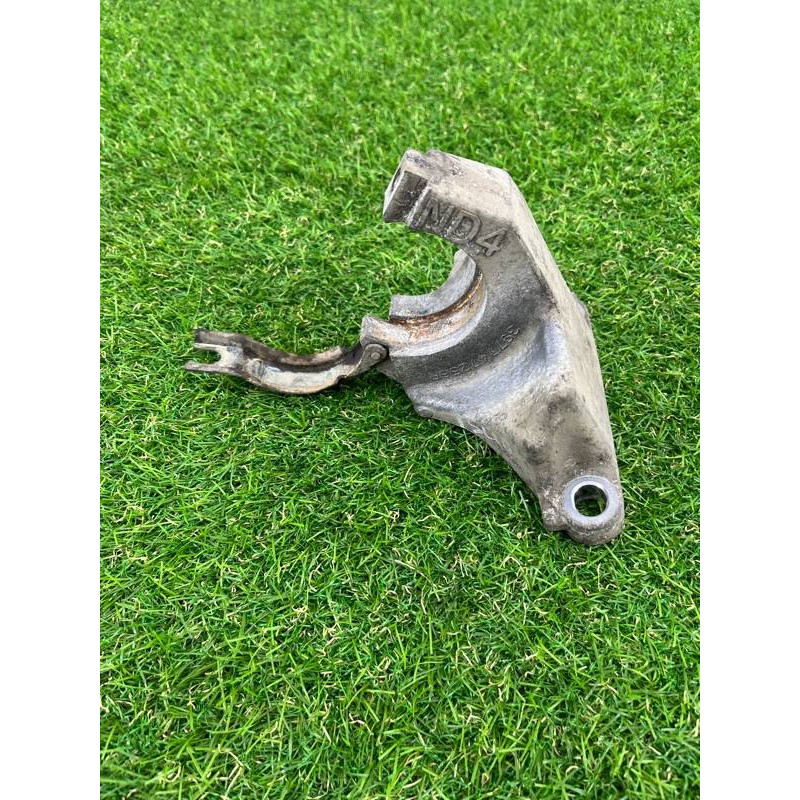 Кронштейн подвесного подшипника (трансмиссия) Renault Scenic III 2011 1.6 R9M 397747256R