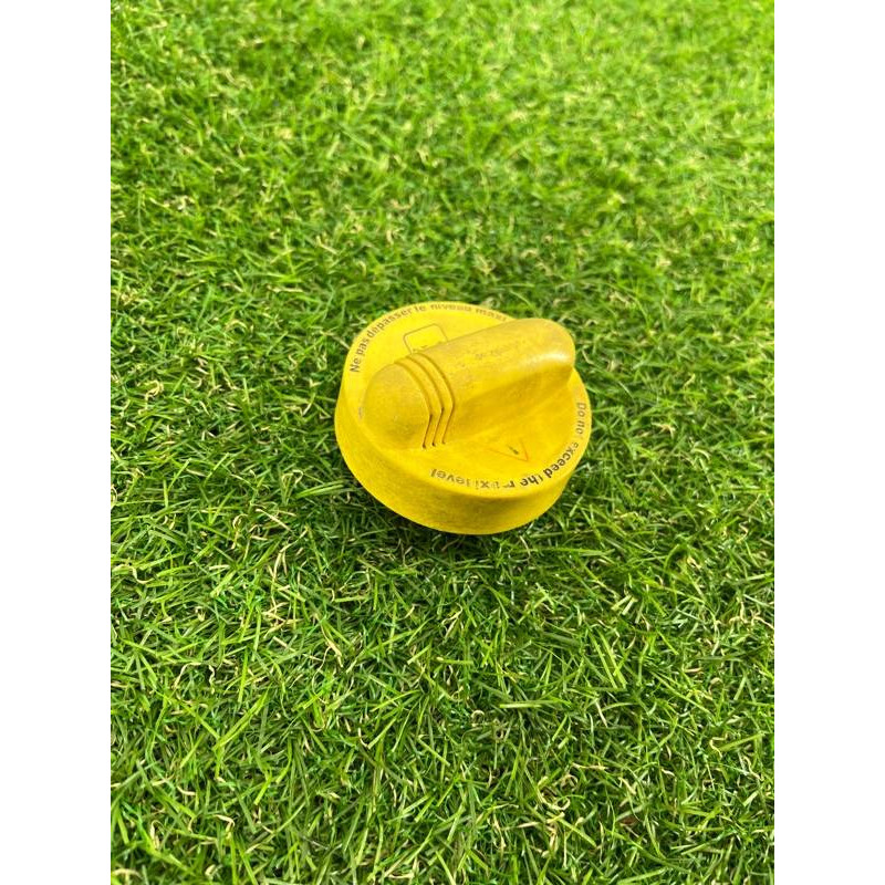 Крышка маслозаливной горловины (двигатель и элементы) Renault Scenic III 2011 1.6 R9M 8200800258