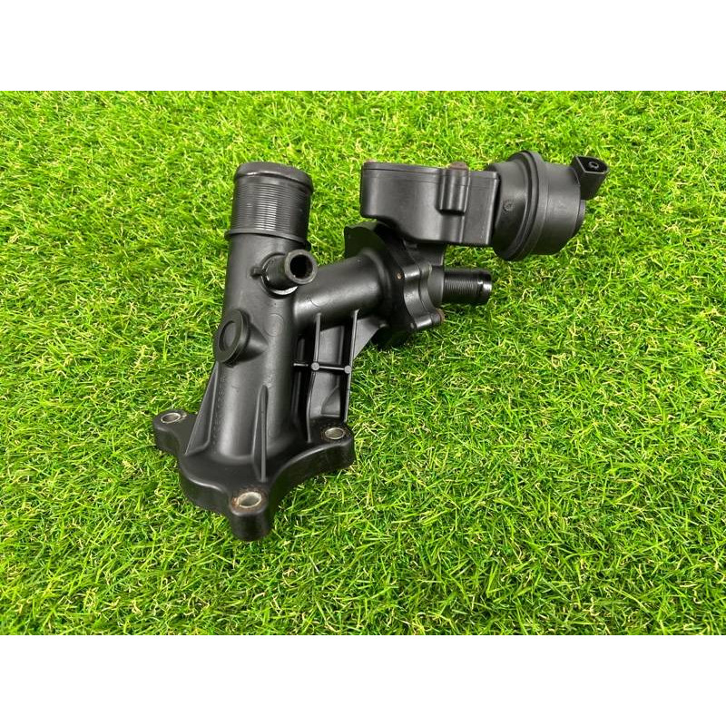 Корпус термостата (система охлаждения) Renault Scenic III 2011 1.6 R9M 110600686R