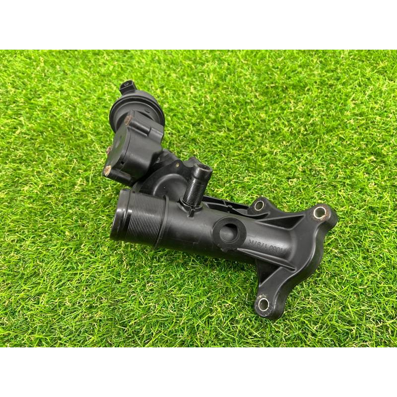 Корпус термостата (система охлаждения) Renault Scenic III 2011 1.6 R9M 110600686R