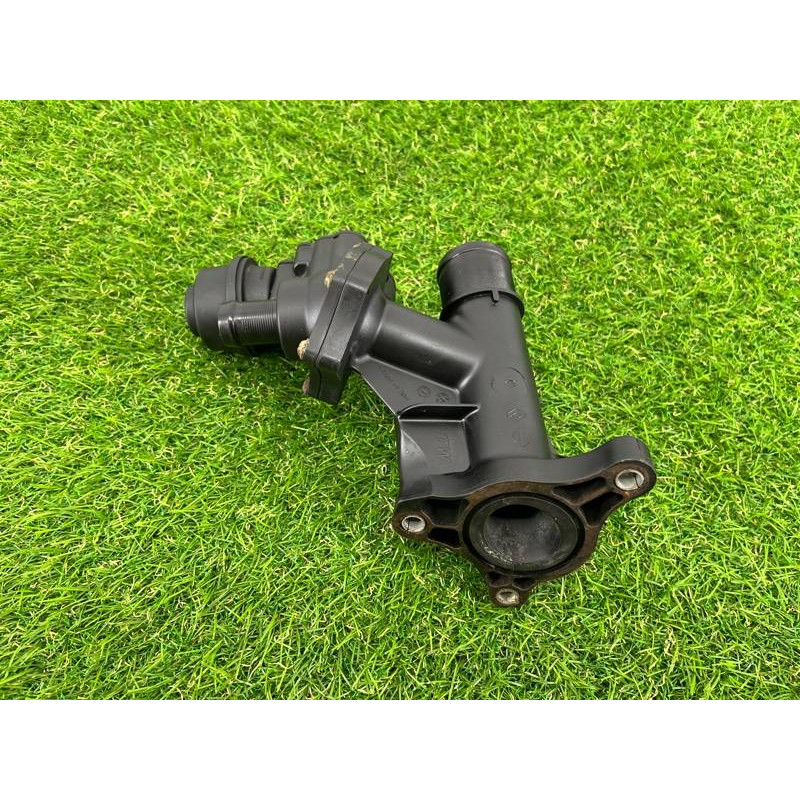 Корпус термостата (система охлаждения) Renault Scenic III 2011 1.6 R9M 110600686R