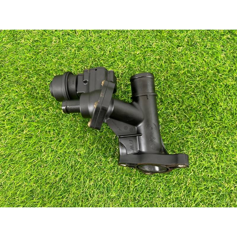 Корпус термостата (система охлаждения) Renault Scenic III 2011 1.6 R9M 110600686R