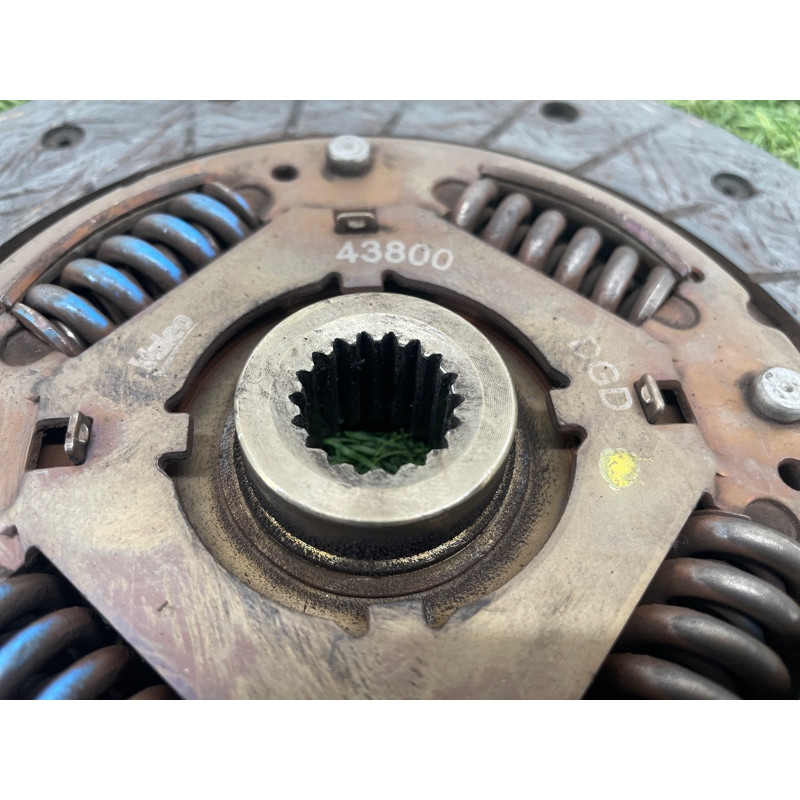 Диск сцепления (трансмиссия) Nissan Almera B10 2008 1,6 QG16 3010095F0B