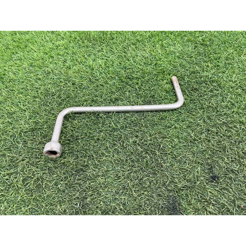 Балонный ключ (аксессуары) BMW 5-series E34 71121179953