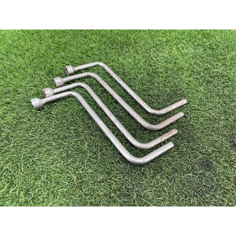 Балонный ключ (аксессуары) BMW 5-series E34 71121179953