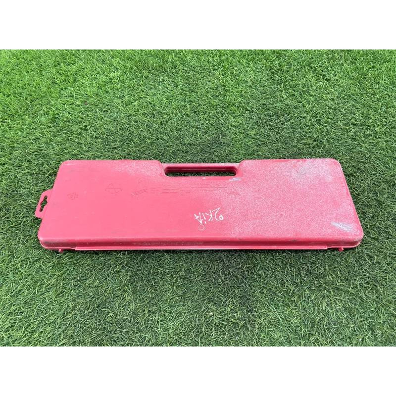 Знак аварийной остановки (аксессуары) KIA Sorento BL 2007 2.5 CRDI