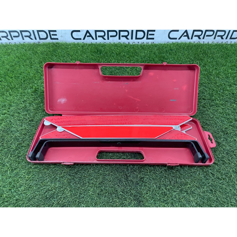 Знак аварийной остановки (аксессуары) KIA Sorento BL 2007 2.5 CRDI