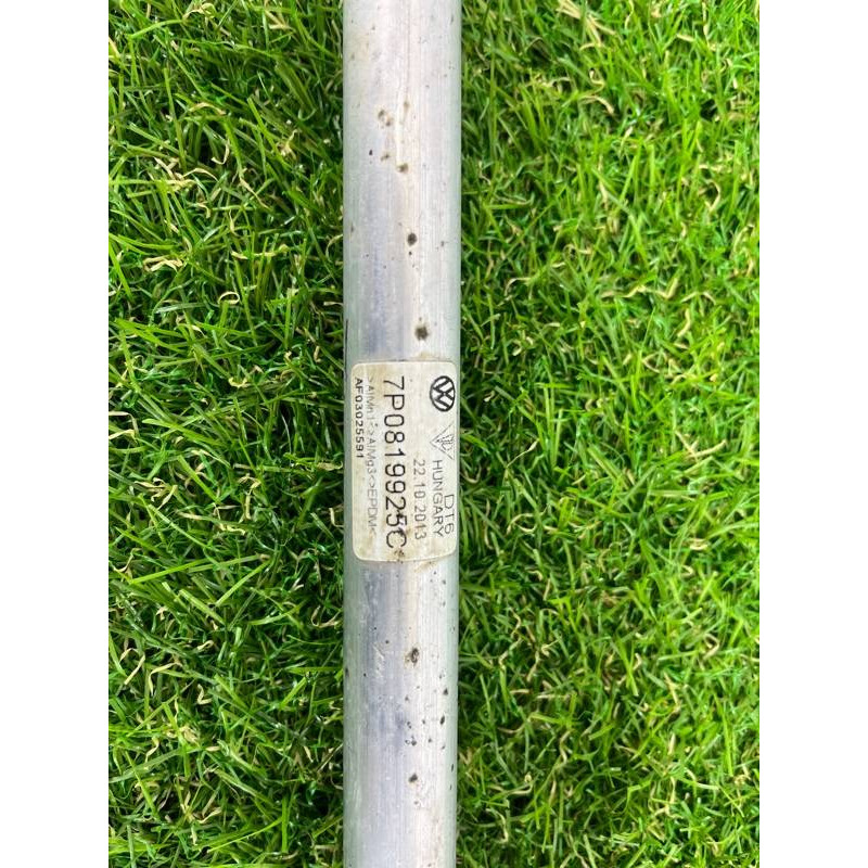 Трубка системи охолодження (система охолодження) Volkswagen Touareg II NF 2013 3.0 TDI 7P0819925C