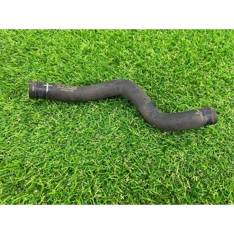 Патрубок (система охлаждения) Volkswagen Touareg II NF 2013 3.0 TDI 7P6121157D