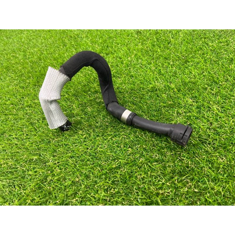 Патрубок (система охлаждения) Volkswagen Touareg II NF 2013 3.0 TDI 7P6122109C