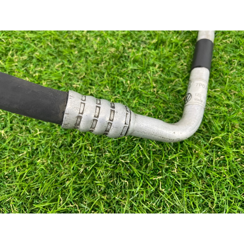 Трубка кондиционера (отопление и кондиционирование) Volkswagen Touareg II NF 2013 3.0 TDI 7P0820721D