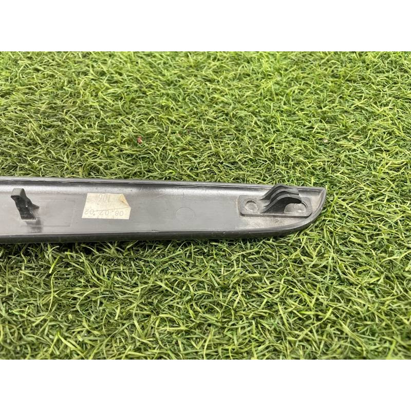 Декоративная накладка карты двери (салон) AUDI A4 B6 2003 2.0 ALT 8E0867409G3B5