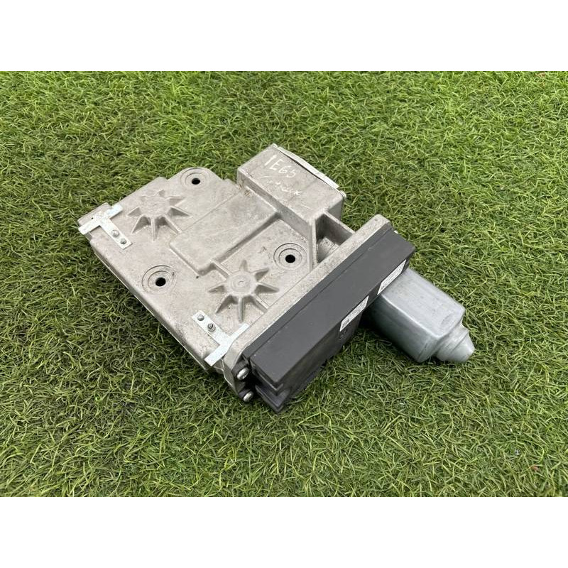 Мотор стояночного тормоза (тормозная система) BMW 7-series E65 N62B44 34436862906