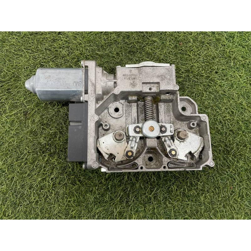 Мотор стояночного тормоза (тормозная система) BMW 7-series E65 N62B44 34436862906