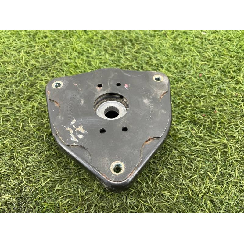 Опора стойки (подвеска) Mercedes-Benz C-class W203 1.8 M111.951 A2033200873