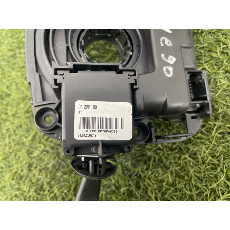 Блок подрулевых переключателей (электрика) BMW 3-series E90 2006 N46B20 61319123040