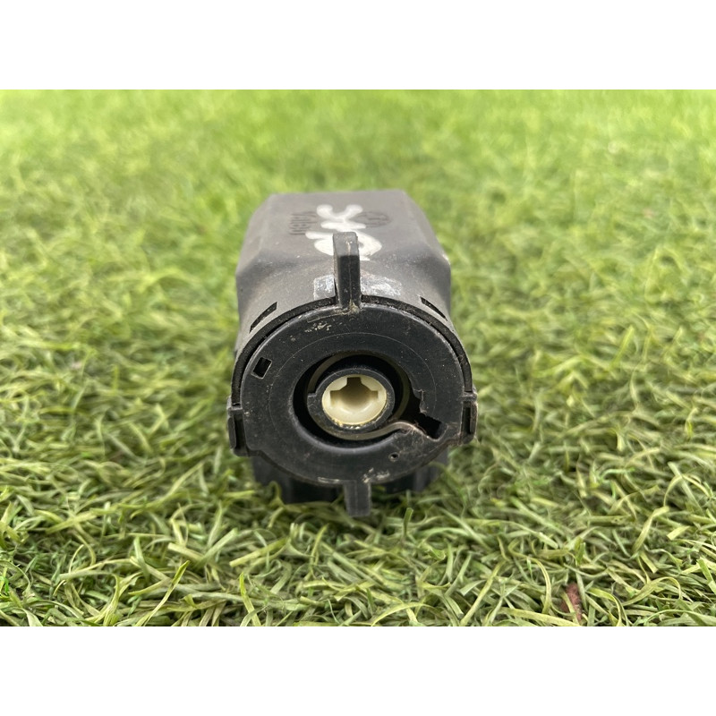 Контактная группа (электрика) BMW 3-series E46 61326901961