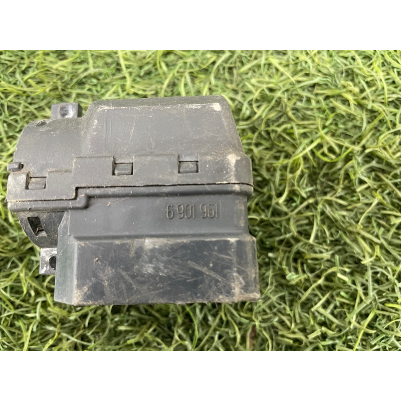 Контактная группа (электрика) BMW 3-series E46 61326901961