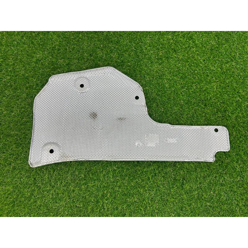 Термозащита (наружные элементы кузова) AUDI A8 D4 2011 4,2 4H0825642C