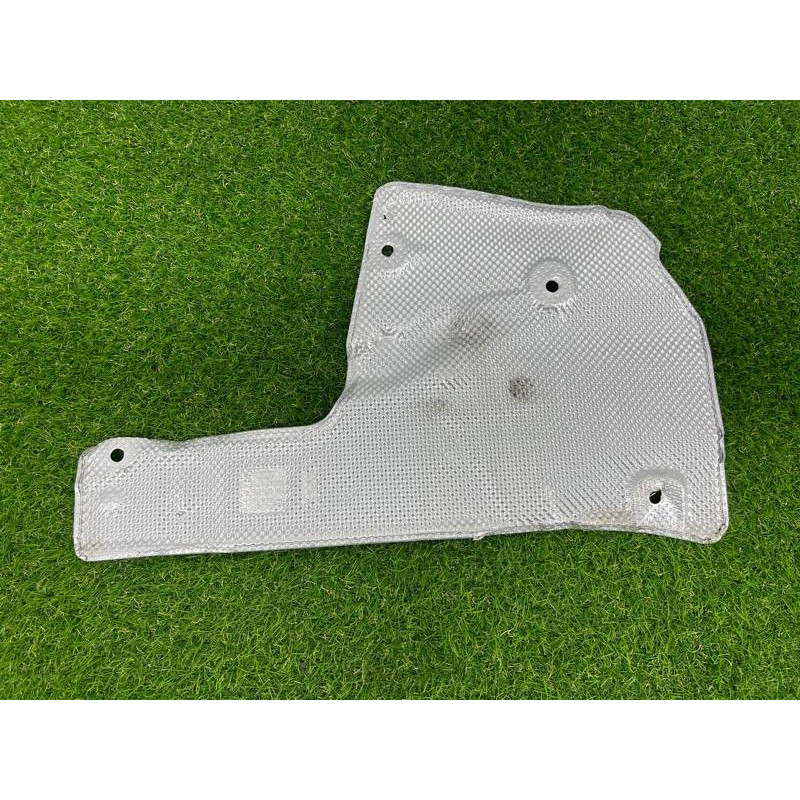 Термозащита (наружные элементы кузова) AUDI A8 D4 2011 4,2 4H0825641C