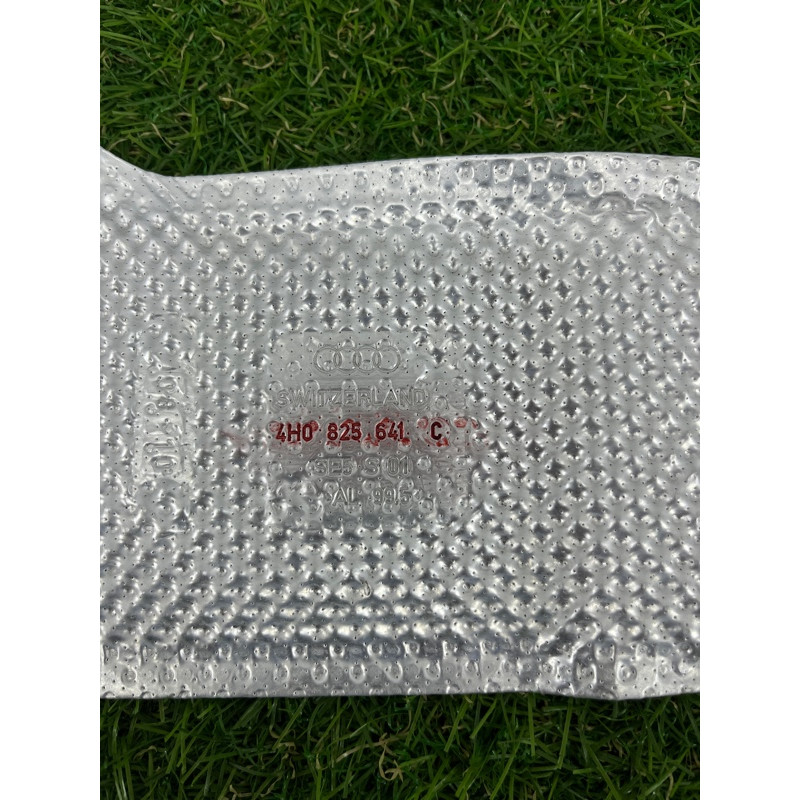 Термозащита (наружные элементы кузова) AUDI A8 D4 2011 4,2 4H0825641C