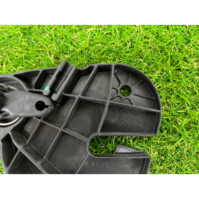 Кронштейн ручки открывания капота (салон) AUDI A8 D4 2011 4,2 4H1823633D