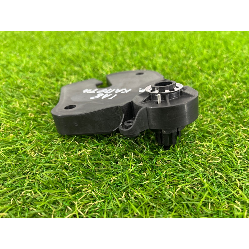 Кронштейн ручки открывания капота (салон) AUDI A8 D4 2011 4,2 4H1823633D